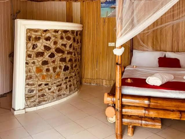 Ches Bay Resort Nangina Bagian luar foto